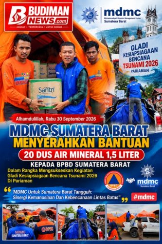 MDMC Sumatera Barat Serahkan 20 Dus Air Mineral kepada BPBD untuk Gladi Kesiapsiagaan Tsunami 2026