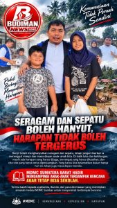 Seragam dan Sepatu Boleh Hanyut, MDMC Sumbar Berjuang Jaga Harapan Anak-Anak Korban Banjir